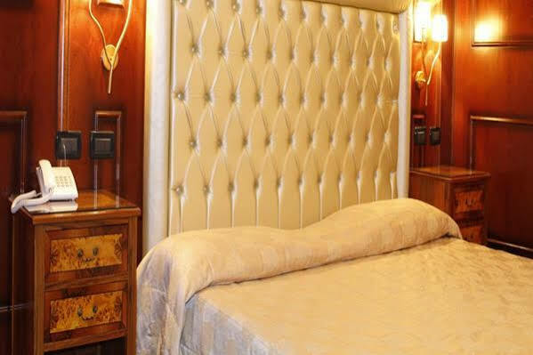 Boutique Hotel Trevi Rom Exterior foto
